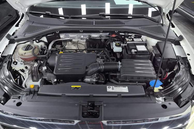 Used Volkswagen Lavida 2018 1.5L Automatic Comfort Edition China V Standard Engine Bay