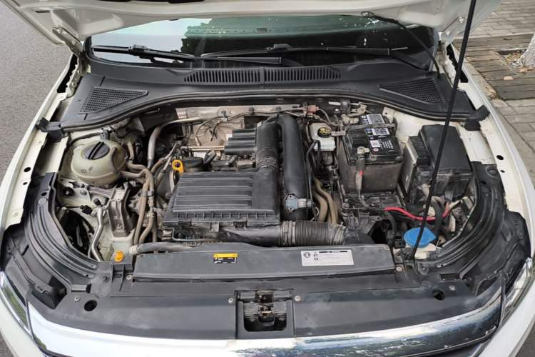 Used Volkswagen Lavida 2018 280TSI DSG Comfort Edition China V Standard Engine Bay