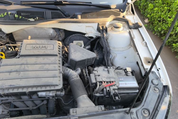 Used Volkswagen Lavida 2018 Classic 1.5L Automatic Fashion Edition China VI Standard Engine Bay Left