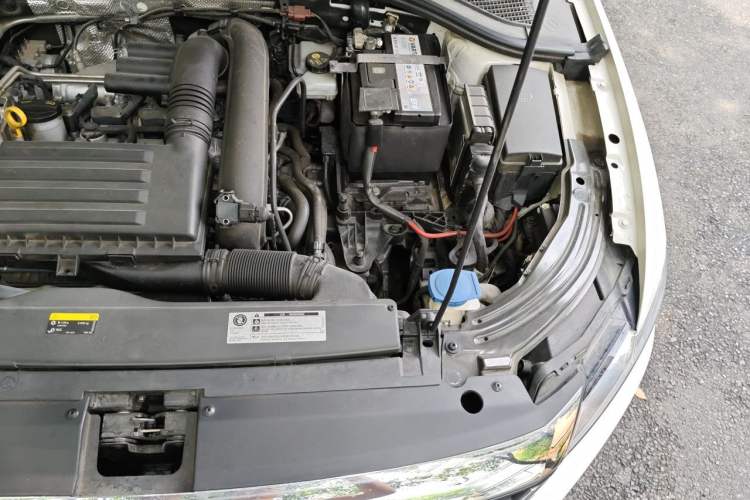 Used Volkswagen Lavida 2018 280TSI DSG Comfort Edition China V Standard Engine Bay Left