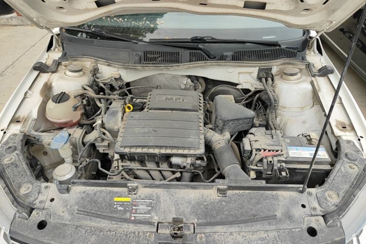 Used Volkswagen Lavida 2018 Classic 1.5L Manual Comfort Edition China VI Standard Engine Bay