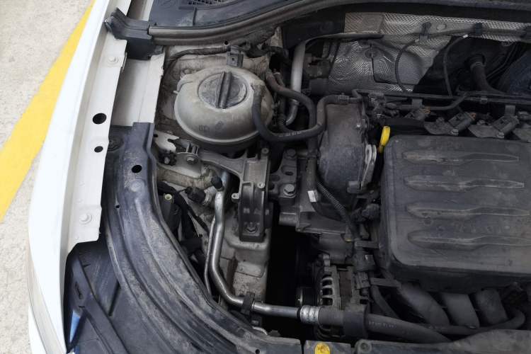 Used Volkswagen Lavida 2018 1.5L Automatic Comfort Edition China V Standard Engine Bay Right