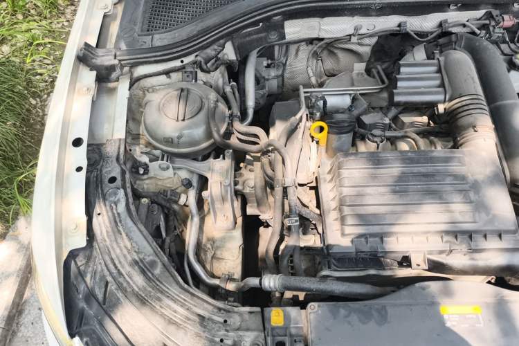 Used Volkswagen Lavida 2018 280TSI DSG Comfort Edition China V Standard Engine Bay Right