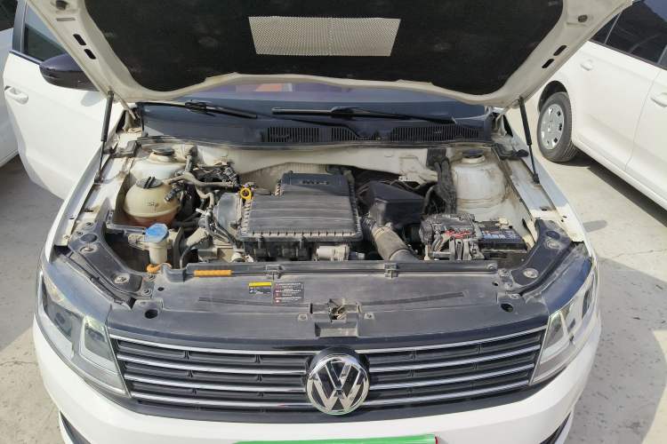 Used Volkswagen Lavida 2018 Classic 1.5L Automatic Fashion Edition China VI Standard Engine Bay