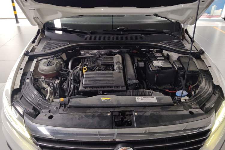 Used Volkswagen Lavida 2018 280TSI DSG Comfort Edition China V Standard Engine Bay