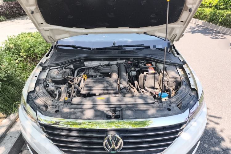Used Volkswagen Lavida 2018 280TSI DSG Comfort Edition China V Standard Engine Bay