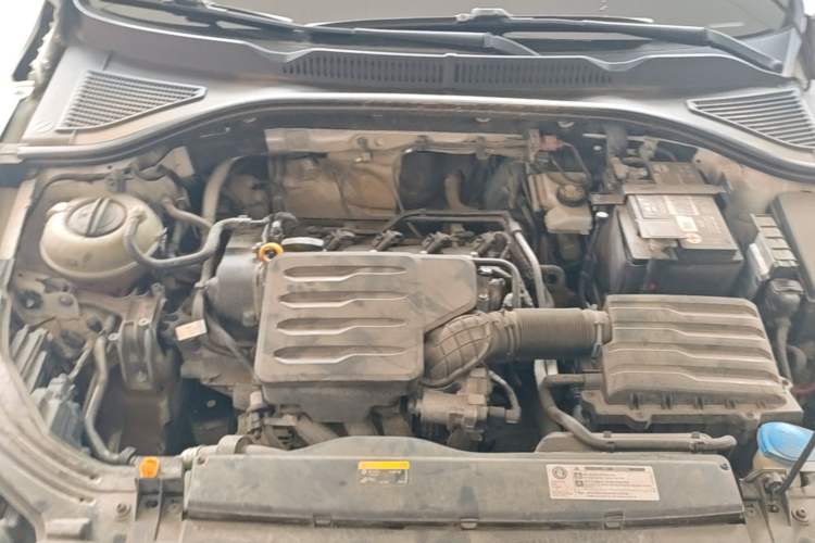Used Volkswagen Lavida 2018 1.5L Automatic Fashion Edition China V Standard Engine Bay