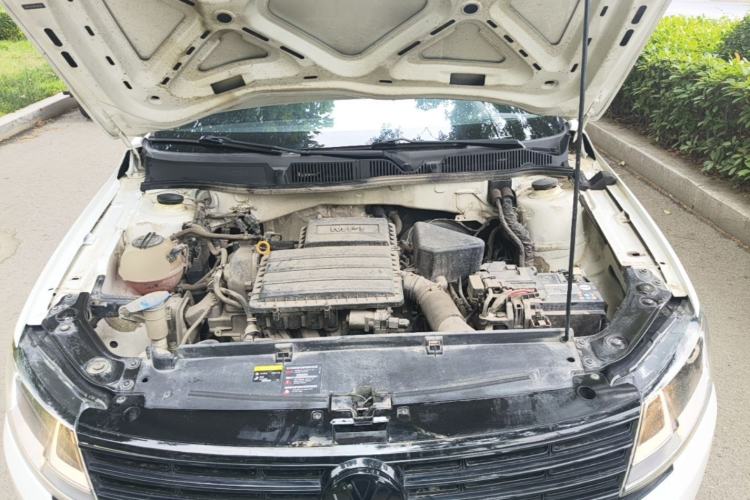 Used Volkswagen Lavida 2018 Classic 1.5L Automatic Fashion Edition China VI Standard Engine Bay