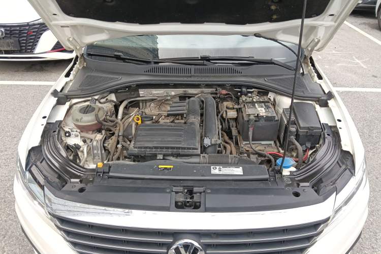 Used Volkswagen Lavida 2018 280TSI DSG Comfort Edition China V Standard Engine Bay