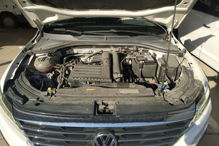 Used Volkswagen Lavida 2018 Hatchback 280TSI DSG Comfort Edition China V Standard Engine Bay