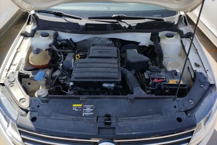 Used Volkswagen Lavida 2018 Classic 1.5L Automatic Fashion Edition China VI Standard Engine Bay