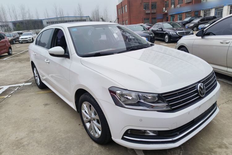 Used Volkswagen Lavida 2018 Classic 1.5L Automatic Comfort Edition China VI Standard Exterior 1