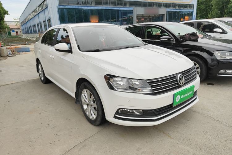 Used Volkswagen Lavida 2018 Classic 1.5L Manual Comfort Edition China VI Standard Exterior 1
