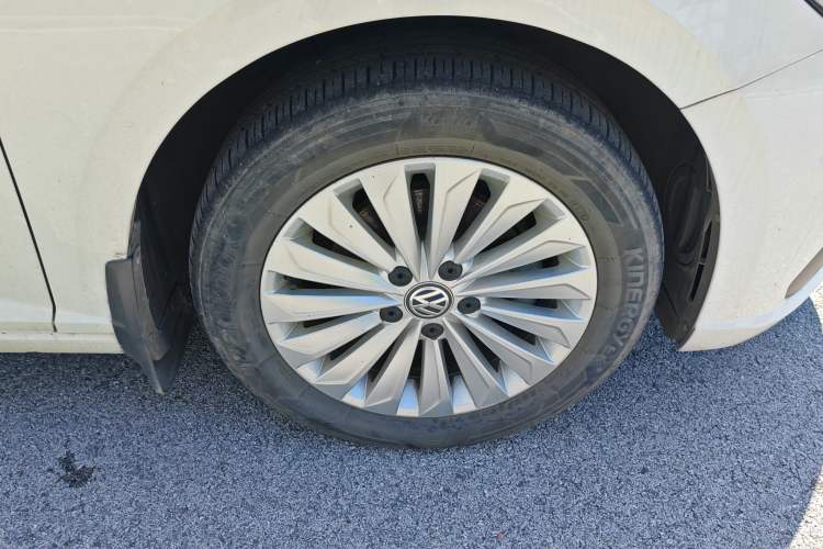 Used Volkswagen Lavida 2018 1.5L Manual Comfort Edition China V Standard Exterior 11