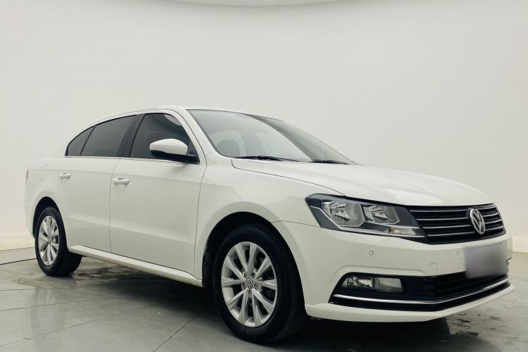 Used Volkswagen Lavida 2018 Classic 1.5L Automatic Comfort Edition China VI Standard Exterior 3