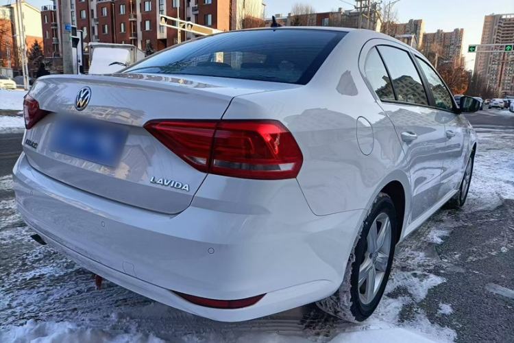 Used Volkswagen Lavida 2018 Classic 1.5L Manual Fashion Edition China VI Standard Exterior 3