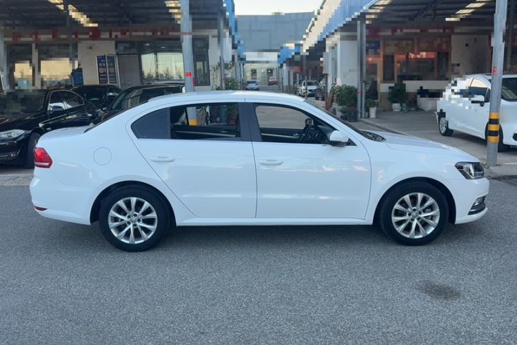 Used Volkswagen Lavida 2018 Classic 1.5L Automatic Comfort Edition China VI Standard Exterior 4