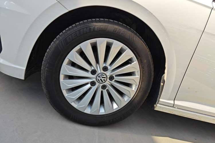 Used Volkswagen Lavida 2018 1.5L Automatic Comfort Edition China V Standard Exterior 4