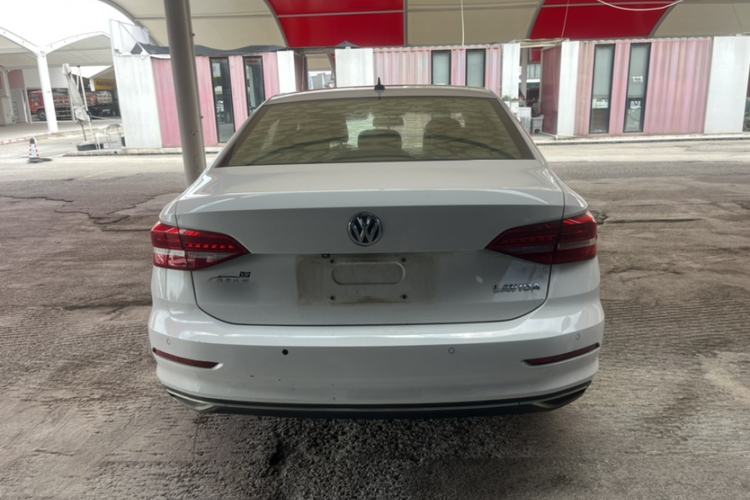 Used Volkswagen Lavida 2018 1.5L Automatic Comfort Edition China V Standard Exterior 4