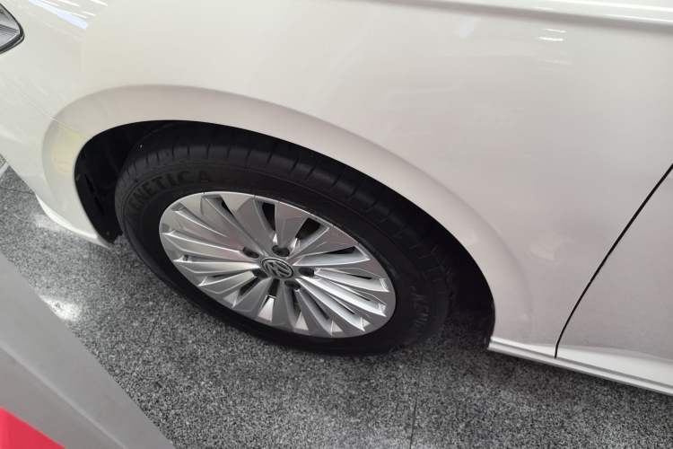 Used Volkswagen Lavida 2018 1.5L Automatic Comfort Edition China V Standard Exterior 4