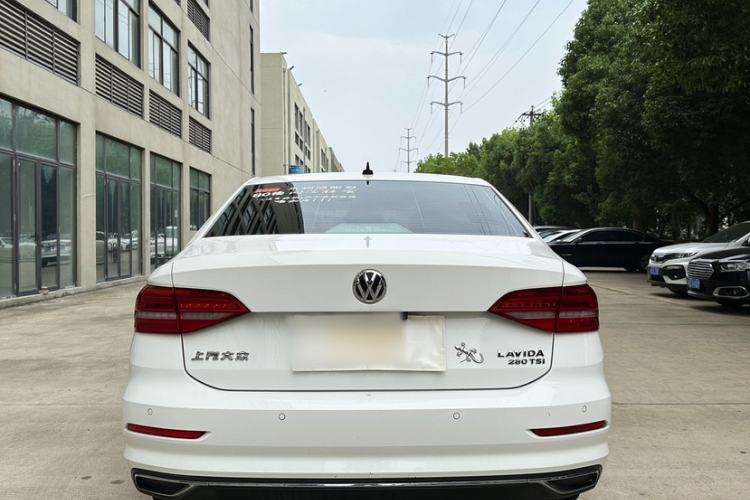 Used Volkswagen Lavida 2018 280TSI DSG Comfort Edition China V Standard Exterior 4