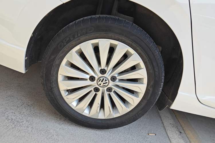 Used Volkswagen Lavida 2018 1.5L Automatic Comfort Edition China V Standard Exterior 5
