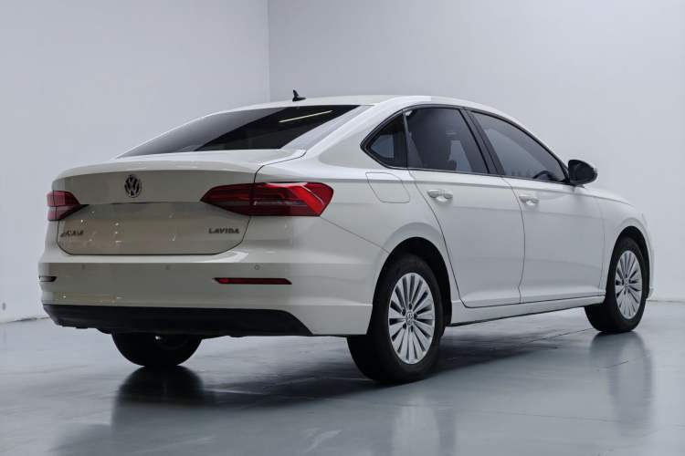Used Volkswagen Lavida 2018 1.5L Automatic Fashion Edition China V Standard Exterior 5