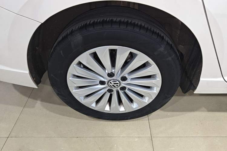 Used Volkswagen Lavida 2018 1.5L Automatic Comfort Edition China V Standard Exterior 5