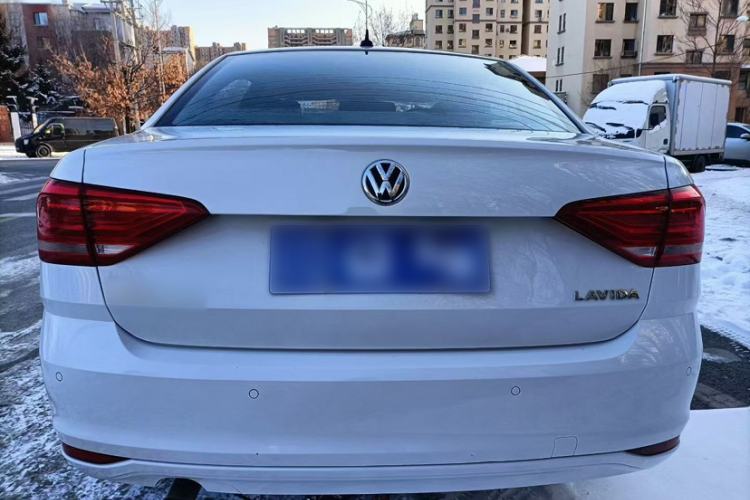 Used Volkswagen Lavida 2018 Classic 1.5L Manual Fashion Edition China VI Standard Exterior 8