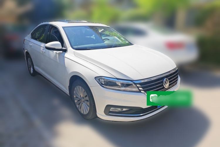 Used Volkswagen Lavida 2018 1.5L Automatic Comfort Edition China V Standard Front Right 45 Deg
