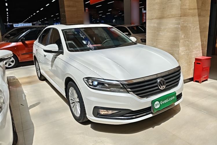 Used Volkswagen Lavida 2018 1.5L Automatic Comfort Edition China V Standard Front Right 45 Deg