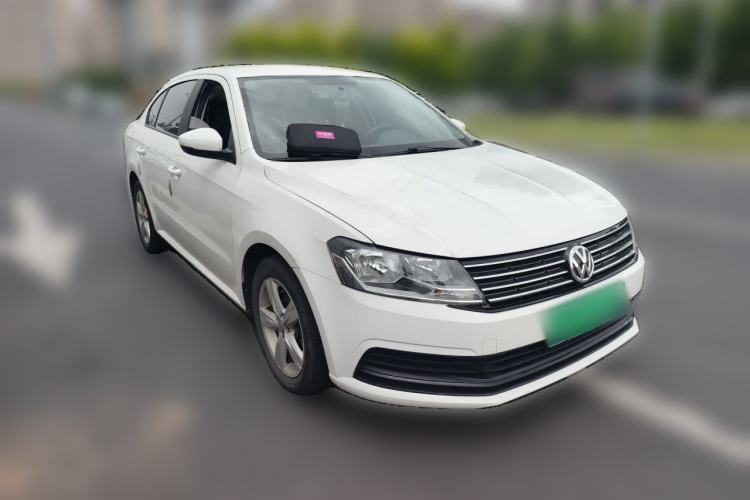 Used Volkswagen Lavida 2018 Classic 1.5L Automatic Fashion Edition China VI Standard Front Right 45 Deg