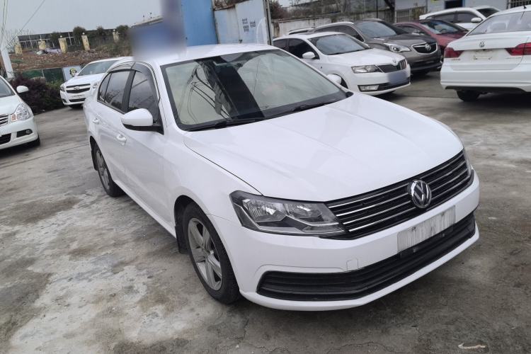 Used Volkswagen Lavida 2018 Classic 1.5L Automatic Fashion Edition China VI Standard Front Right 45 Deg
