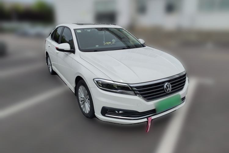 Used Volkswagen Lavida 2018 1.5L Manual Comfort Edition China V Standard Front Right 45 Deg