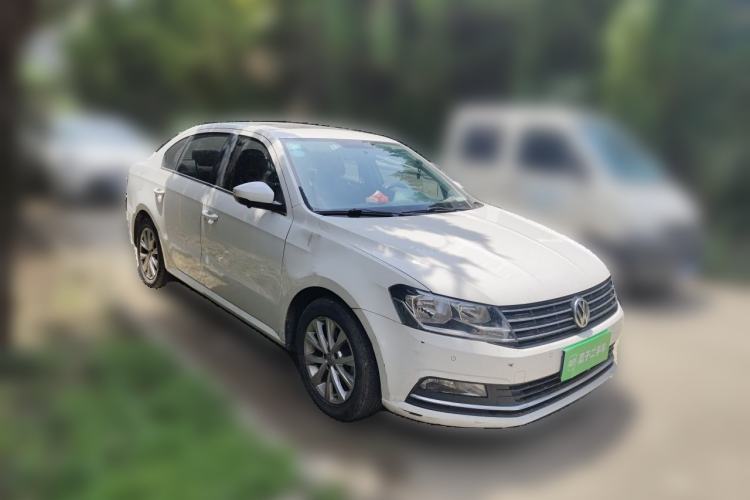 Used Volkswagen Lavida 2018 Classic 1.5L Automatic Comfort Edition China VI Standard Front Right 45 Deg