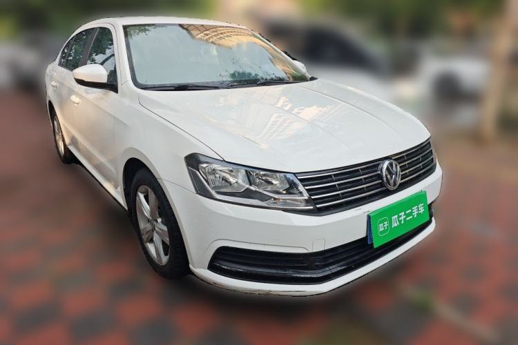 Used Volkswagen Lavida 2018 Classic 1.5L Automatic Fashion Edition China VI Standard Front Right 45 Deg