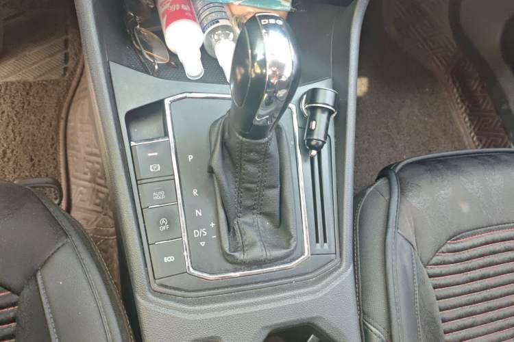 Used Volkswagen Lavida 2018 280TSI DSG Comfort Edition China V Standard Gear Lever