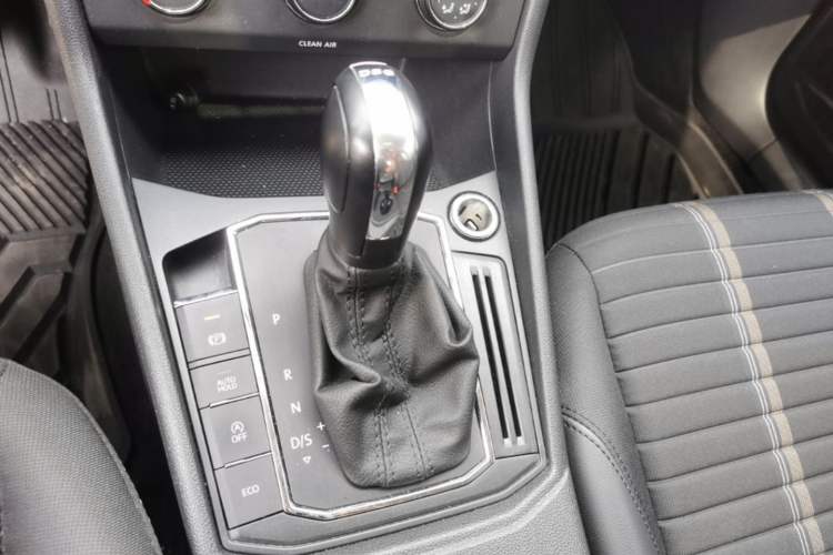 Used Volkswagen Lavida 2018 280TSI DSG Comfort Edition China V Standard Gear Lever