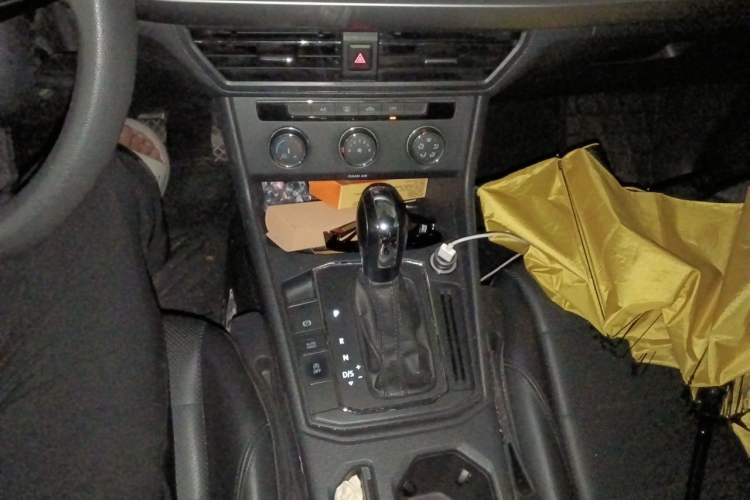 Used Volkswagen Lavida 2018 1.5L Automatic Comfort Edition China V Standard Gear Lever