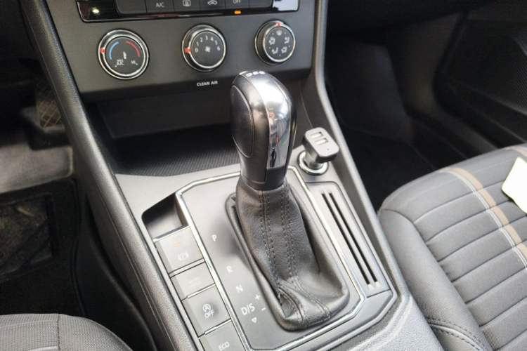 Used Volkswagen Lavida 2018 280TSI DSG Comfort Edition China V Standard Gear Lever