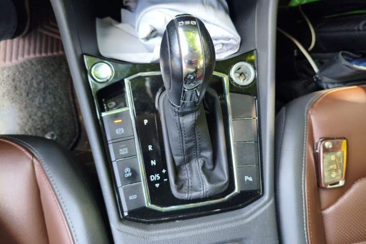 Used Volkswagen Lavida 2018 280TSI DSG Luxury Edition China V Standard Gear Lever