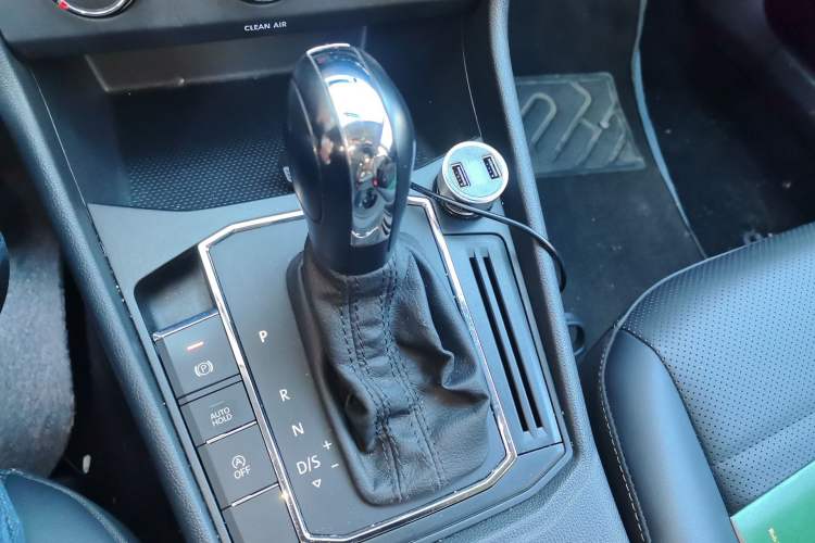 Used Volkswagen Lavida 2018 1.5L Automatic Comfort Edition China V Standard Gear Lever