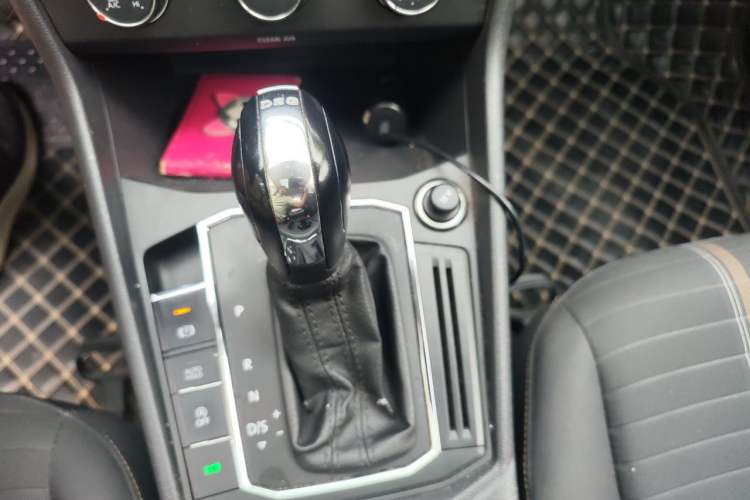 Used Volkswagen Lavida 2018 280TSI DSG Comfort Edition China V Standard Gear Lever