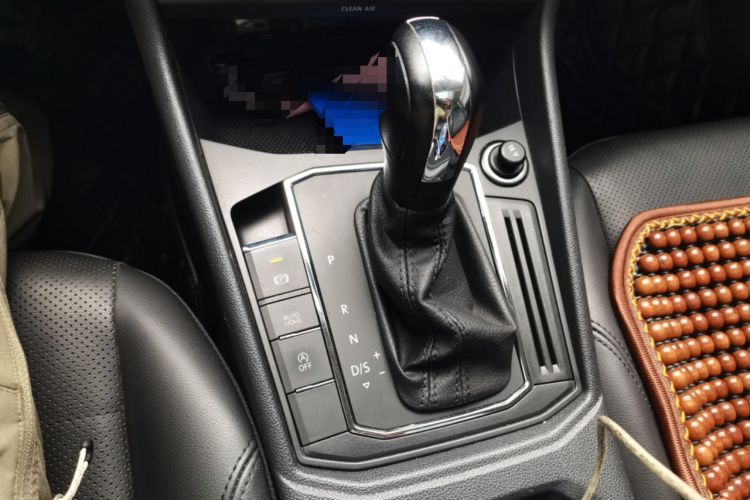 Used Volkswagen Lavida 2018 1.5L Automatic Comfort Edition China V Standard Gear Lever