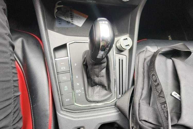 Used Volkswagen Lavida 2018 Hatchback 280TSI DSG Comfort Edition China V Standard Gear Lever