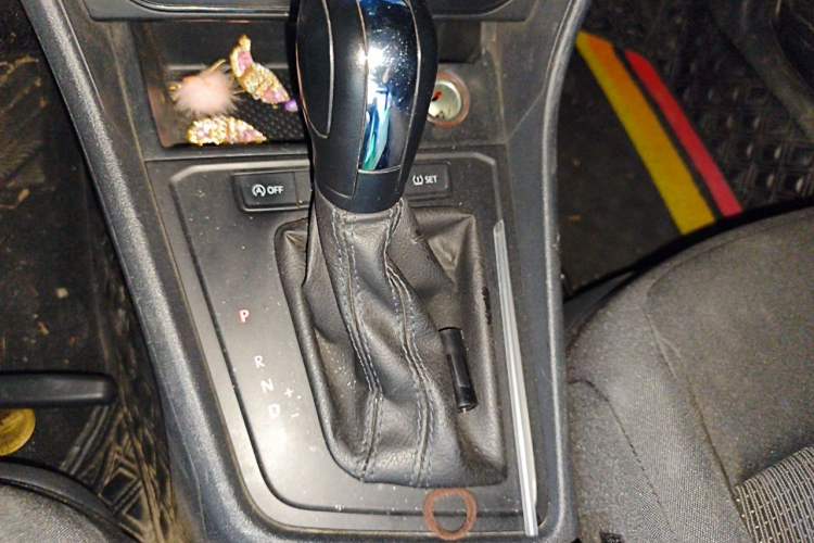 Used Volkswagen Lavida 2018 Classic 1.5L Automatic Fashion Edition China VI Standard Gear Lever