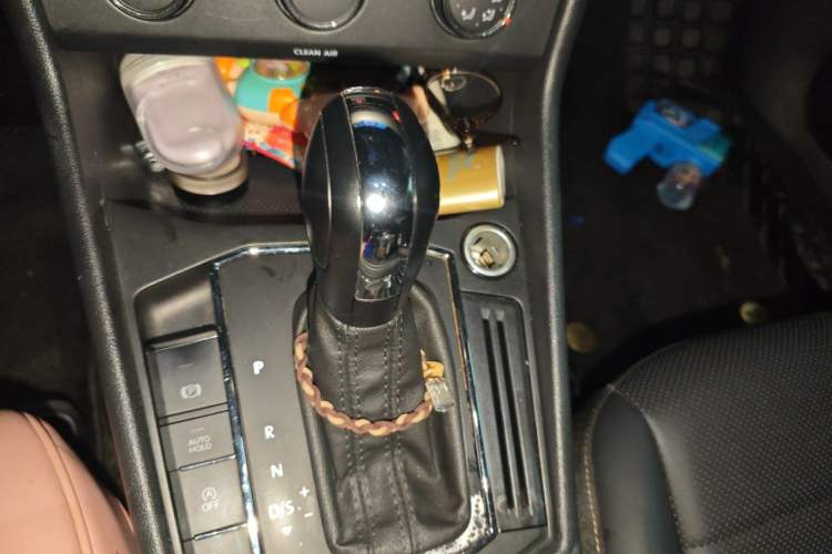 Used Volkswagen Lavida 2018 1.5L Automatic Comfort Edition China V Standard Gear Lever