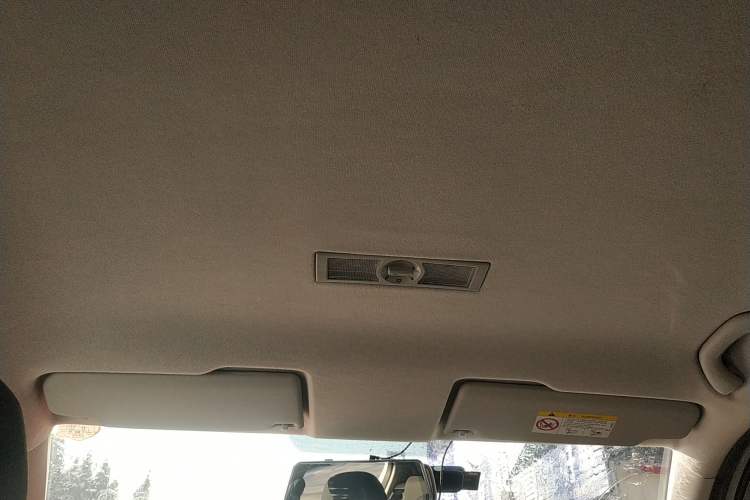 Used Volkswagen Lavida 2018 Classic 1.5L Automatic Fashion Edition China VI Standard Headliner
