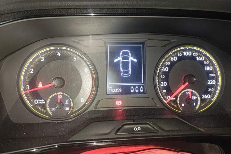 Used Volkswagen Lavida 2018 1.5L Automatic Fashion Edition China V Standard Instrument Cluster