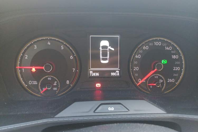 Used Volkswagen Lavida 2018 1.5L Automatic Fashion Edition China V Standard Instrument Cluster